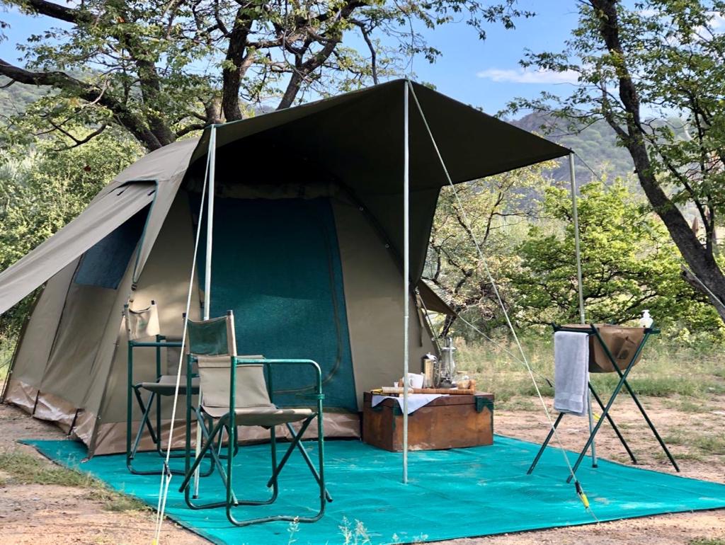 mobile-camps-angola-uncharted