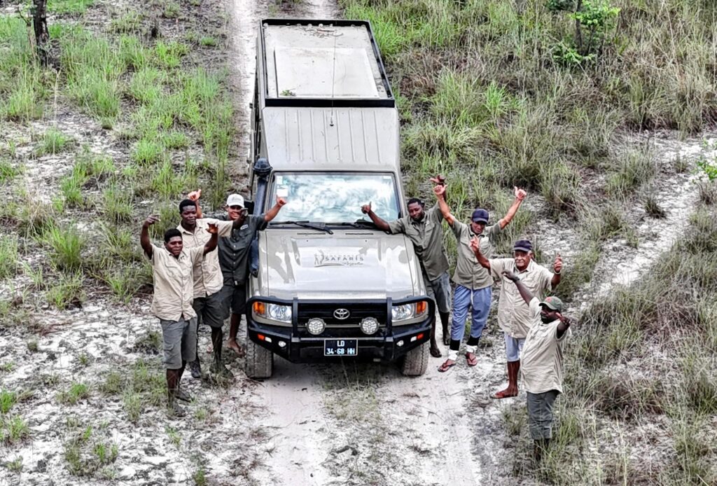 cuatir-nature-reserve-angola uncharted safaris_team_guides